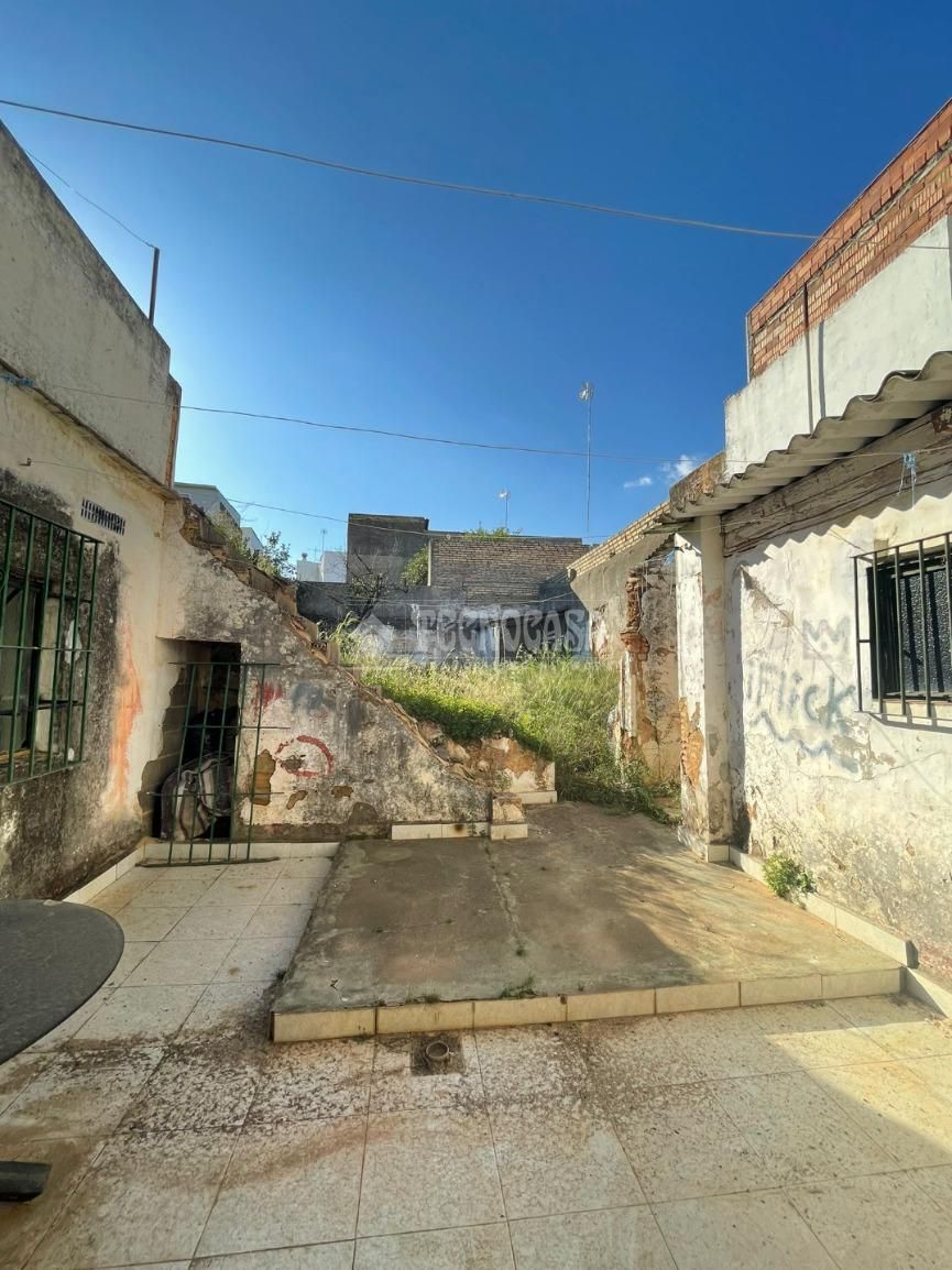 Exterior view of Single-family semi-detached for sale in Alcalá de Guadaira  with Terrace