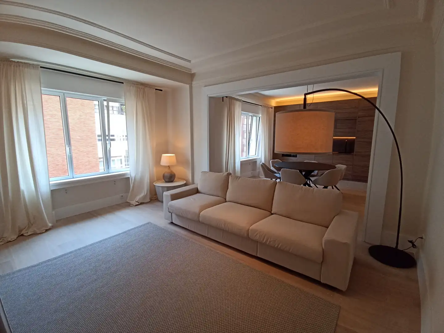 Flat for rent in Calle Asturias, Parque San Francisco - Uría