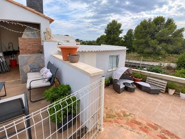 Xalet amb piscina en venda a Riba-roja de Túria