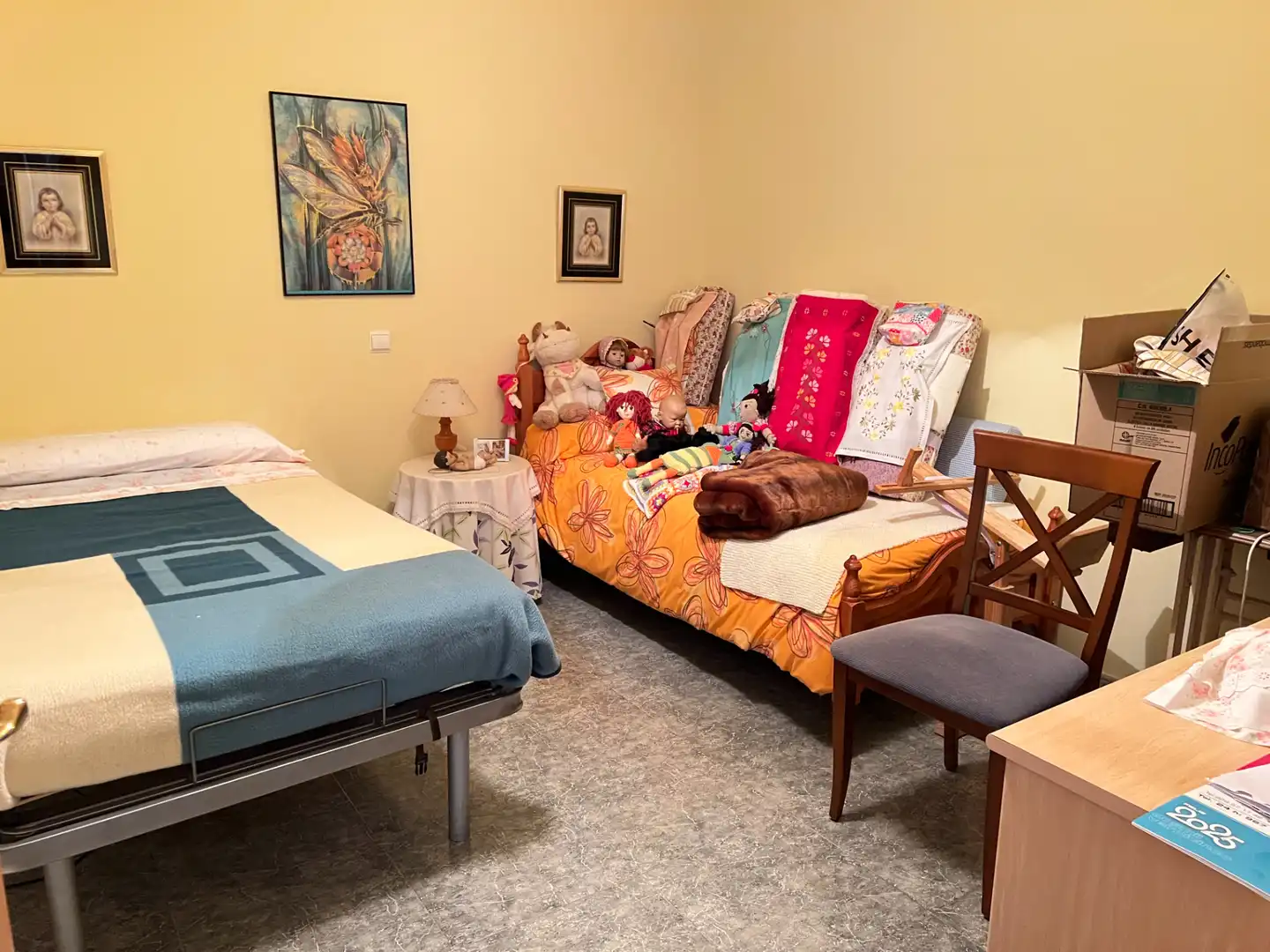 Schlafzimmer von Haus oder Chalet zum Verkauf in Herencia mit Klimaanlage, Heizung und Möbliert