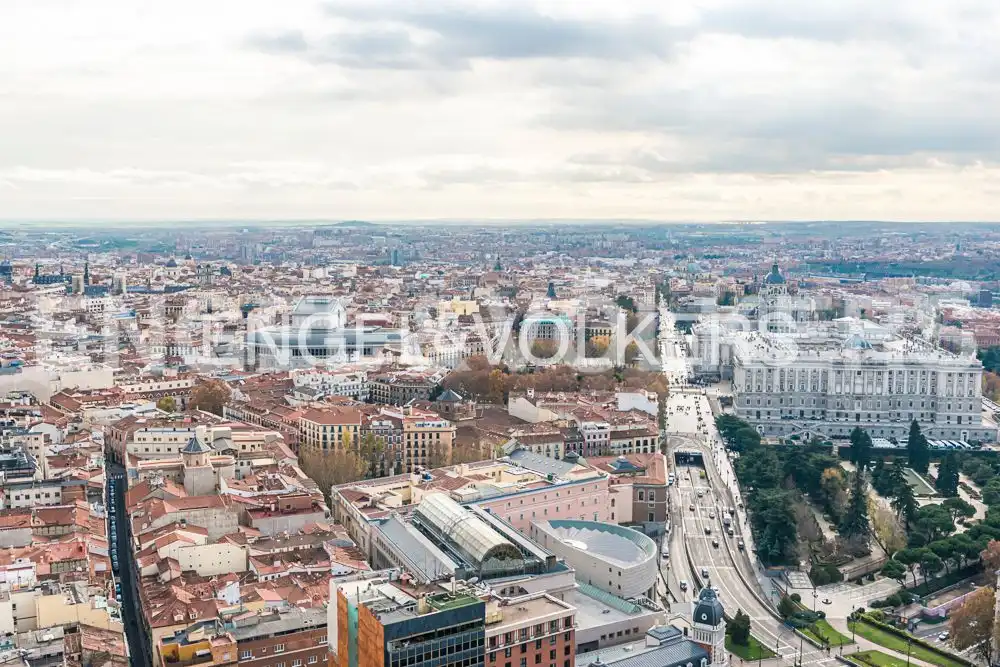Außenansicht von Wohnung zur Miete in Madrid mit Klimaanlage und Heizung