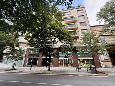 Oficina de lloguer a Calle Jacint Verdaguer 24