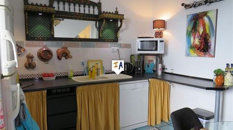 Foto 2 de Casa adosada en venta en Martos, Jaén