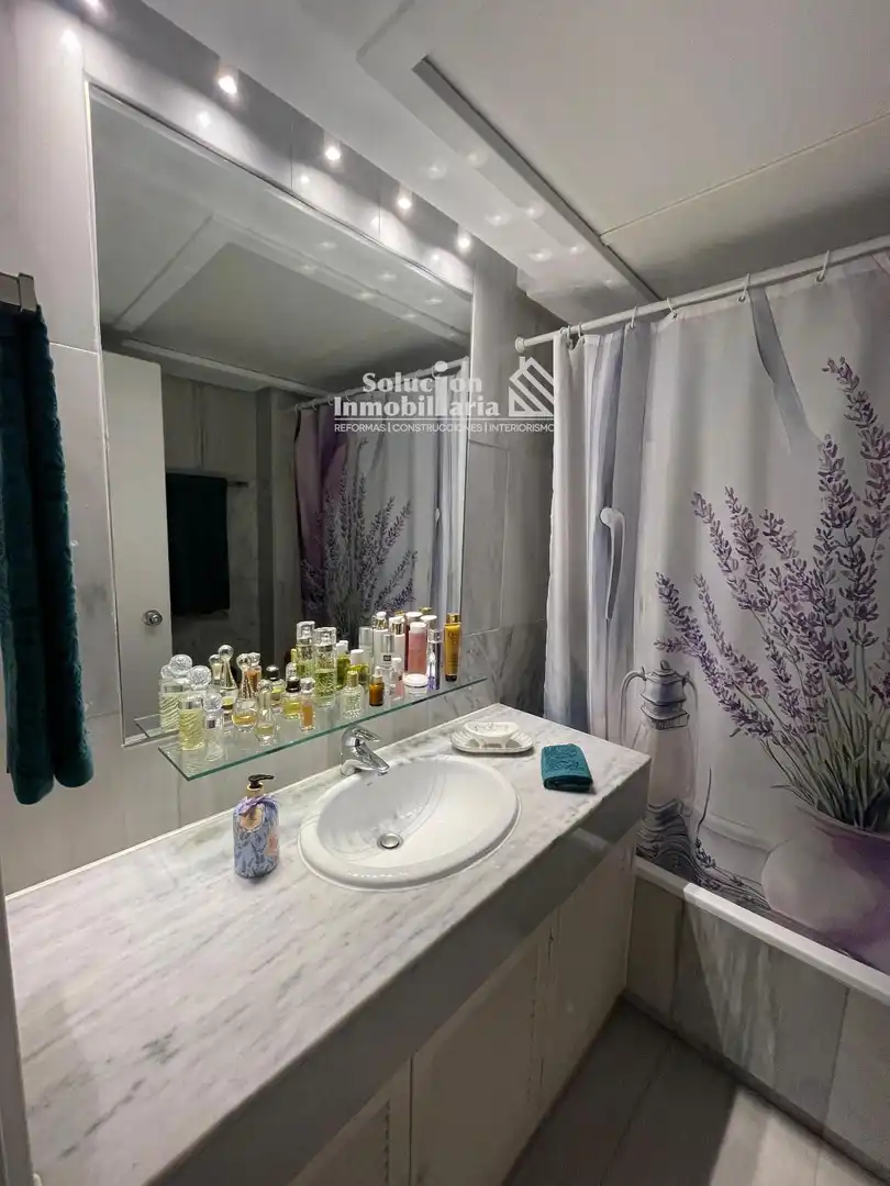 Bathroom of Duplexes for sale in Marbella  with Air Conditioner, Heating and Terrace