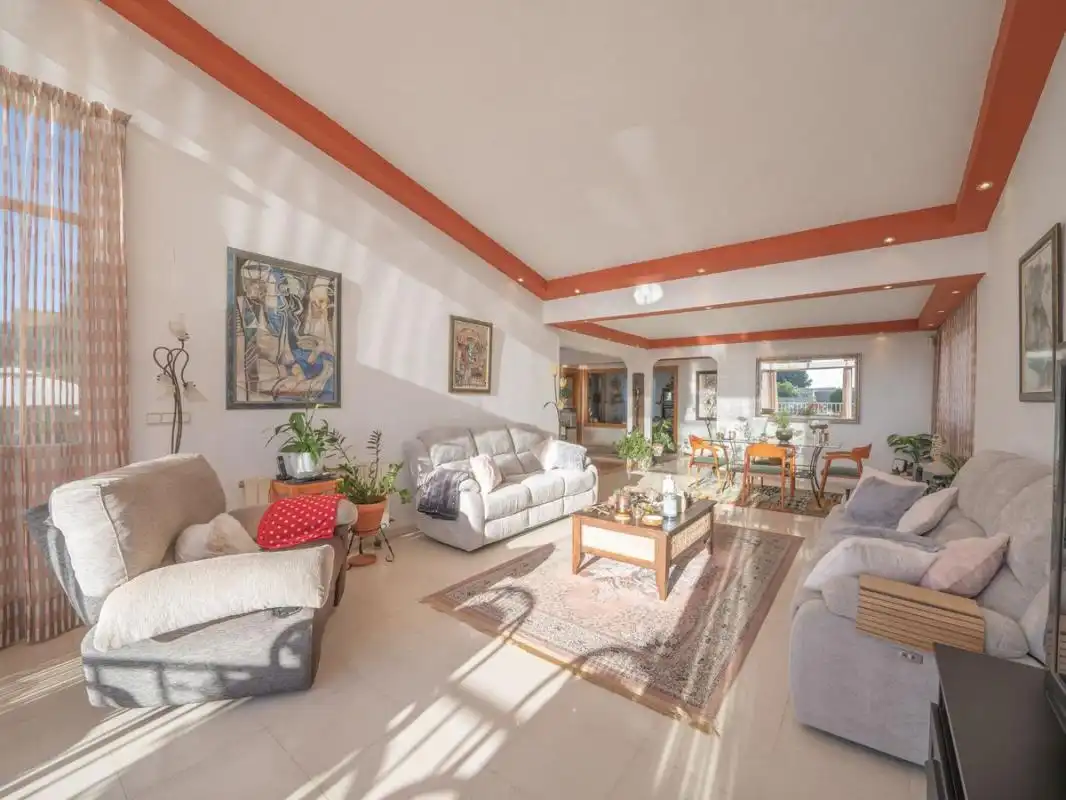 Houses for sale in Carrer de la Espinela, Valle del Sol