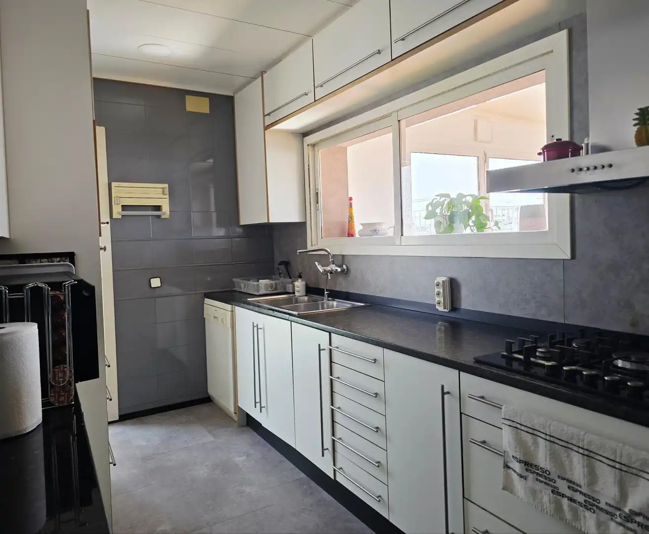 Kitchen of Attic for sale in Barcelona  with Air Conditioner, Heating and Terrace