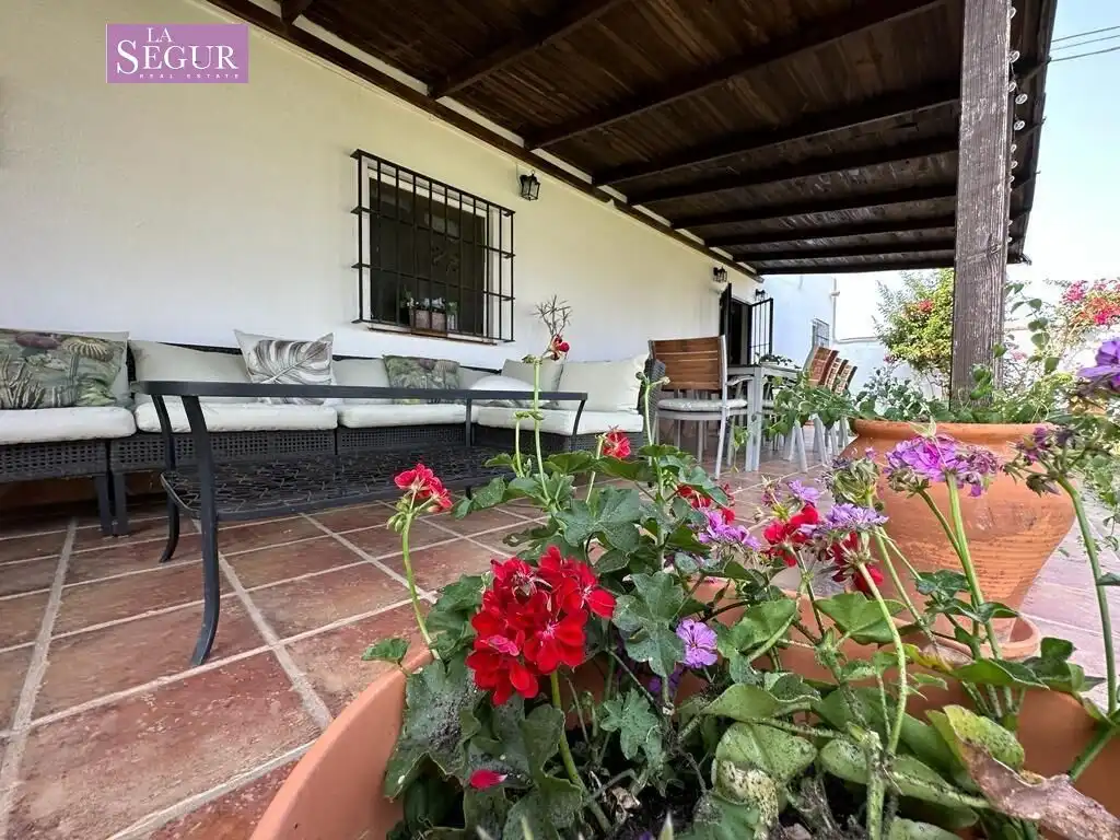 Terraza de Casa o chalet en venta en Conil de la Frontera con Aire acondicionado, Jardín privado y Terraza