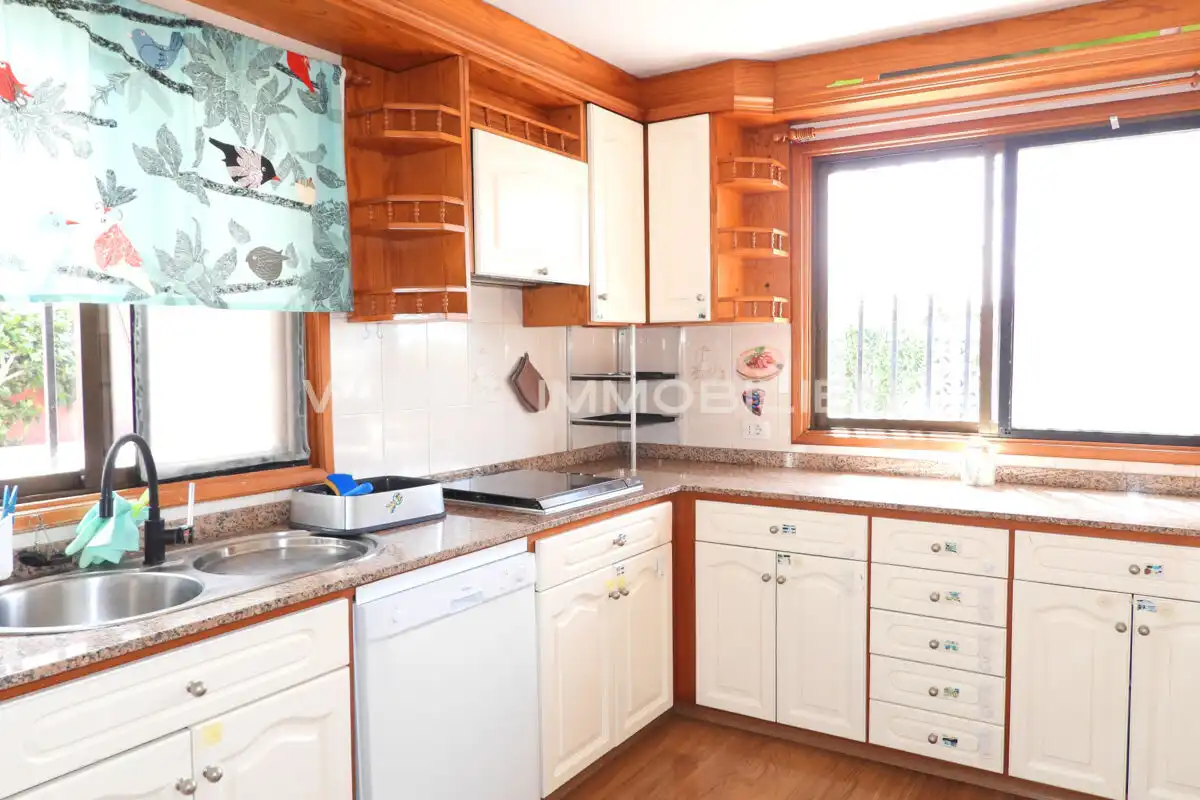 Cuina de Casa o xalet en venda en El Sauzal amb Terrassa