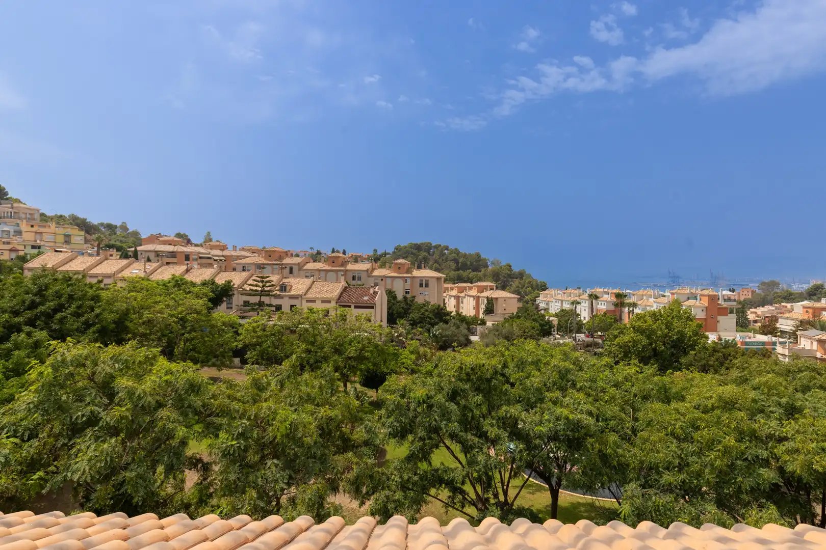 Exterior view of Attic for sale in Málaga  with Air Conditioner, Terrace and Swimming Pool