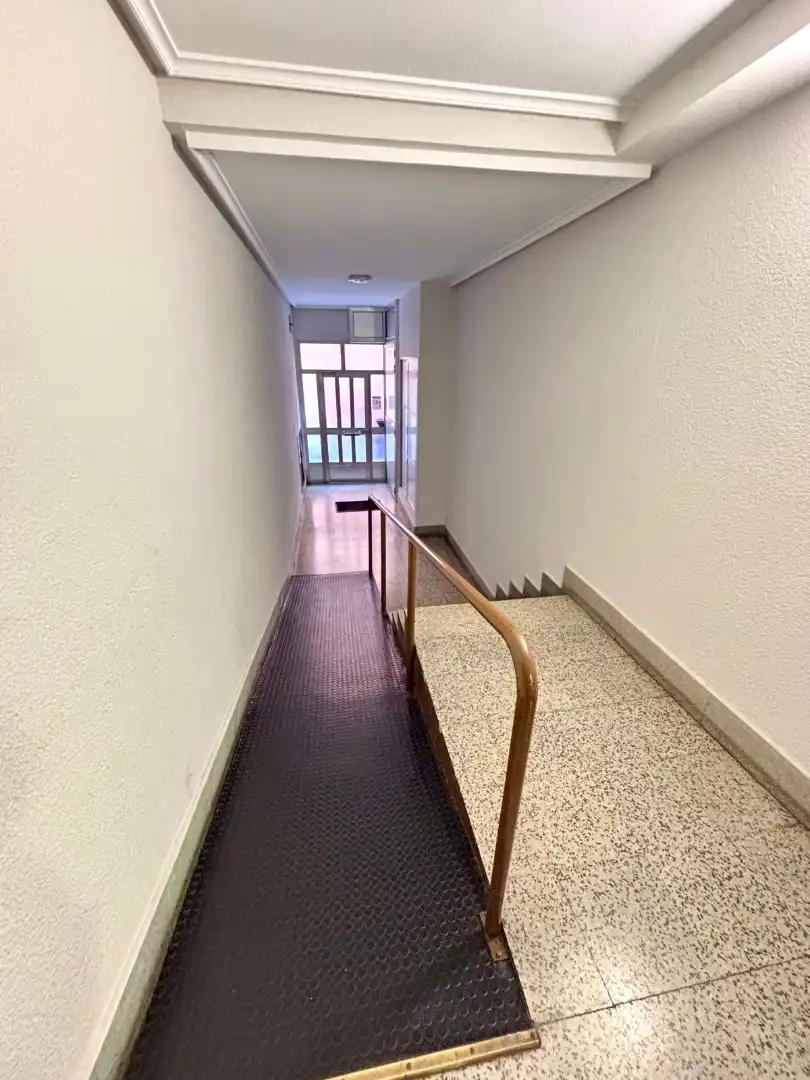 Piso en venta en Gijón  con Calefacción, Parquet y Amueblado