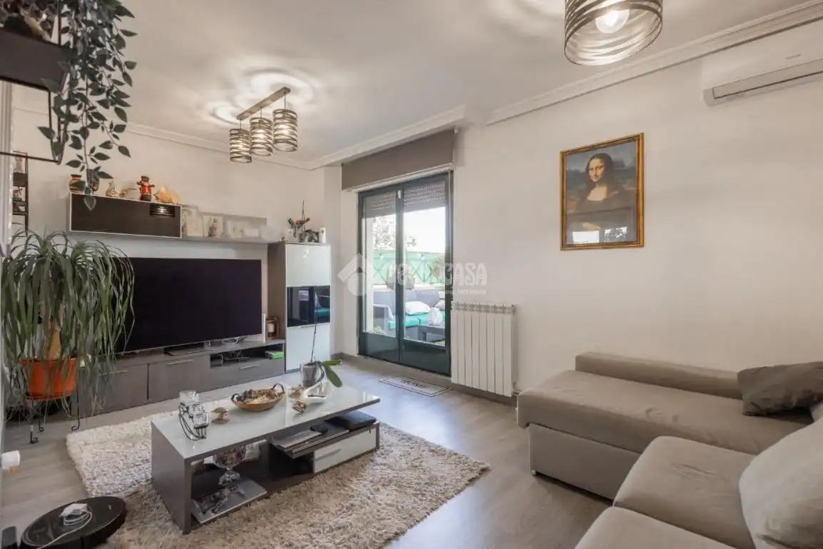 Sala de estar de Piso en venta en Salamanca con Aire acondicionado, Terraza y Trastero