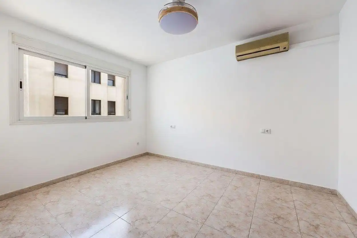 Dormitori de Casa adosada en venda en Almazora / Almassora amb Aire condicionat, Calefacció i Terrassa