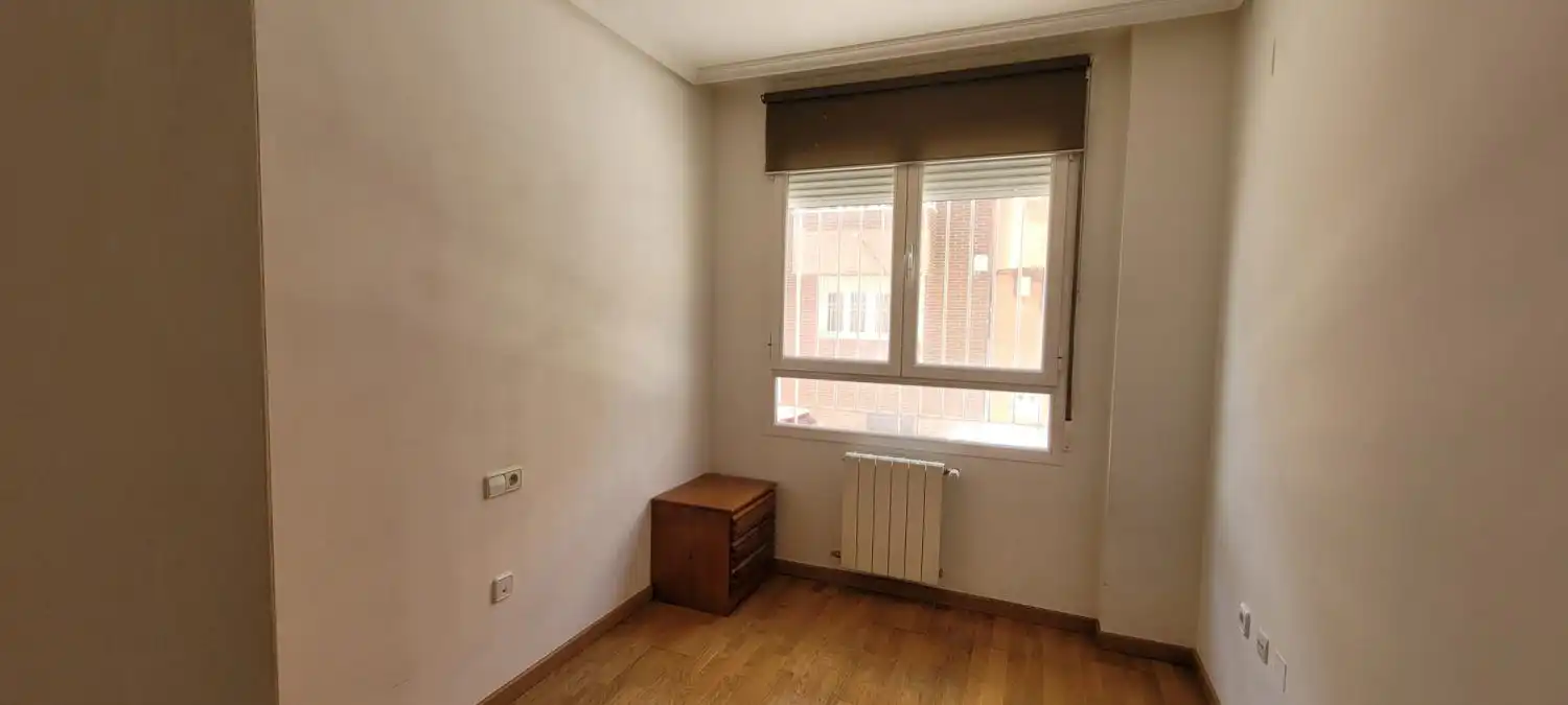 Habitación de Piso en venta en Albacete con Calefacción y Trastero