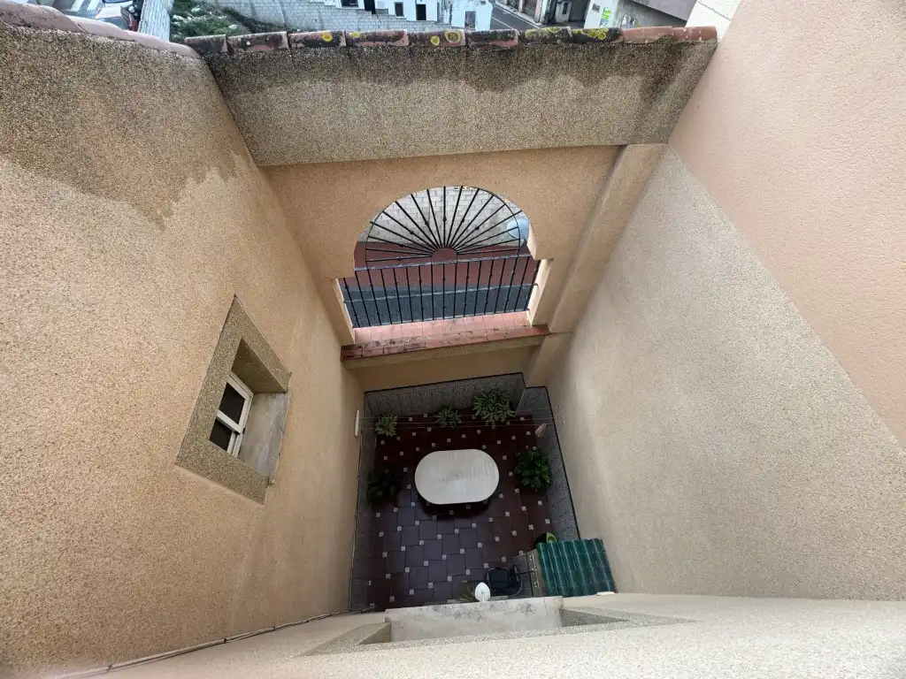 Terrasse von Haus oder Chalet zum Verkauf in Algeciras mit Ofen und Waschmaschine