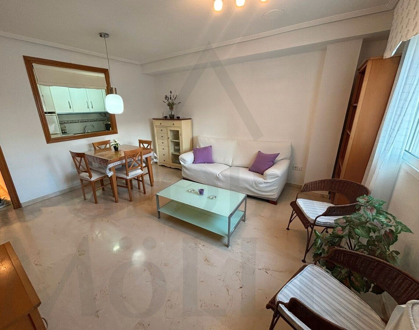 Sala d'estar de Apartament de lloguer en Cartagena amb Aire condicionat, Moblat i Forn