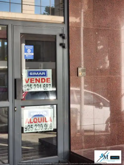 Local comercial de lloguer a Calle Reino Unido 2, imagen 2