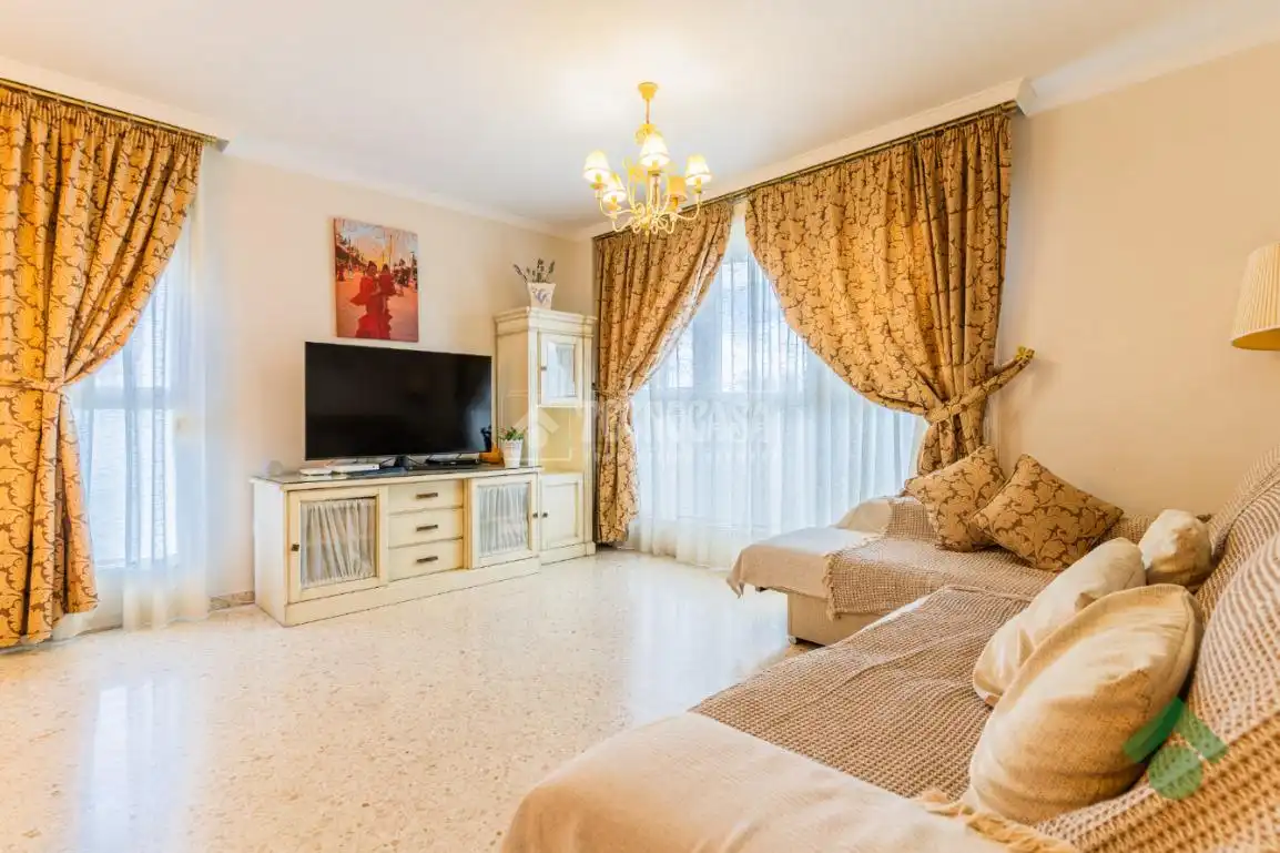 Piso en venta en Puertas del sur - Guadabajaque