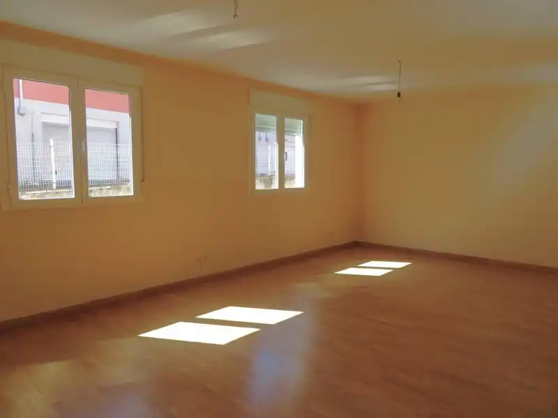 Sala de estar de Casa o chalet en venta en Chozas de Abajo con Calefacción, Jardín privado y Trastero
