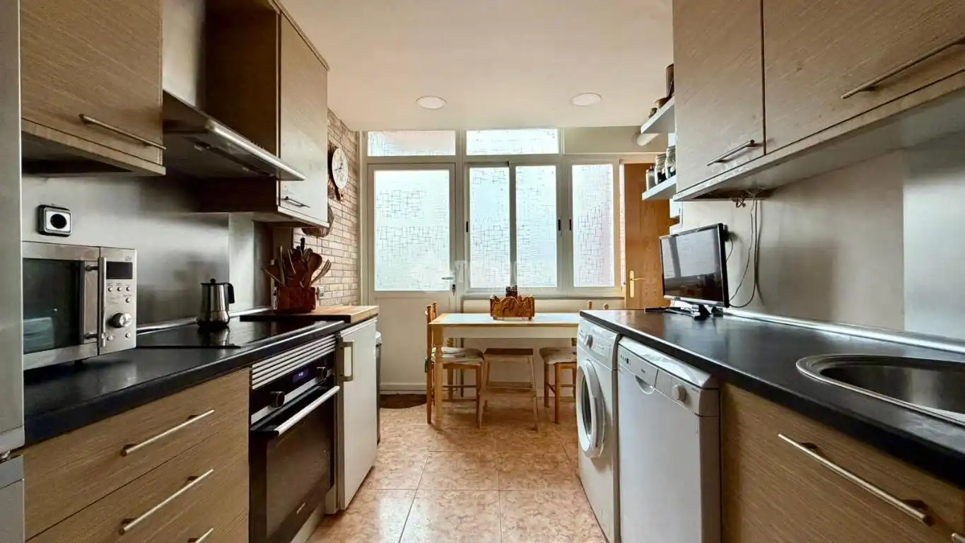 Kitchen of Flat for sale in Madrid  with Air Conditioner, Heating and Terrace