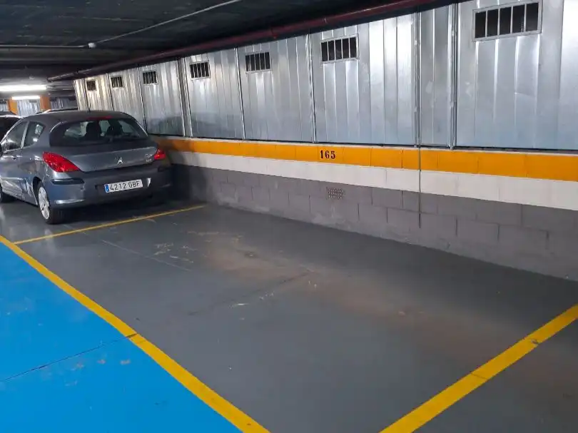 Parking of Garage for rent in Badalona  with Alarm