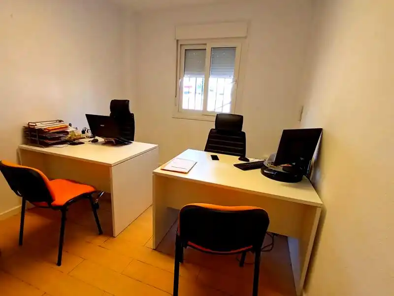 Local comercial en venda a San Luis de Sabinillas, imagen 4