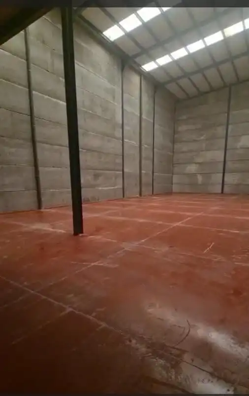Nave industrial en alquiler en TO-2437