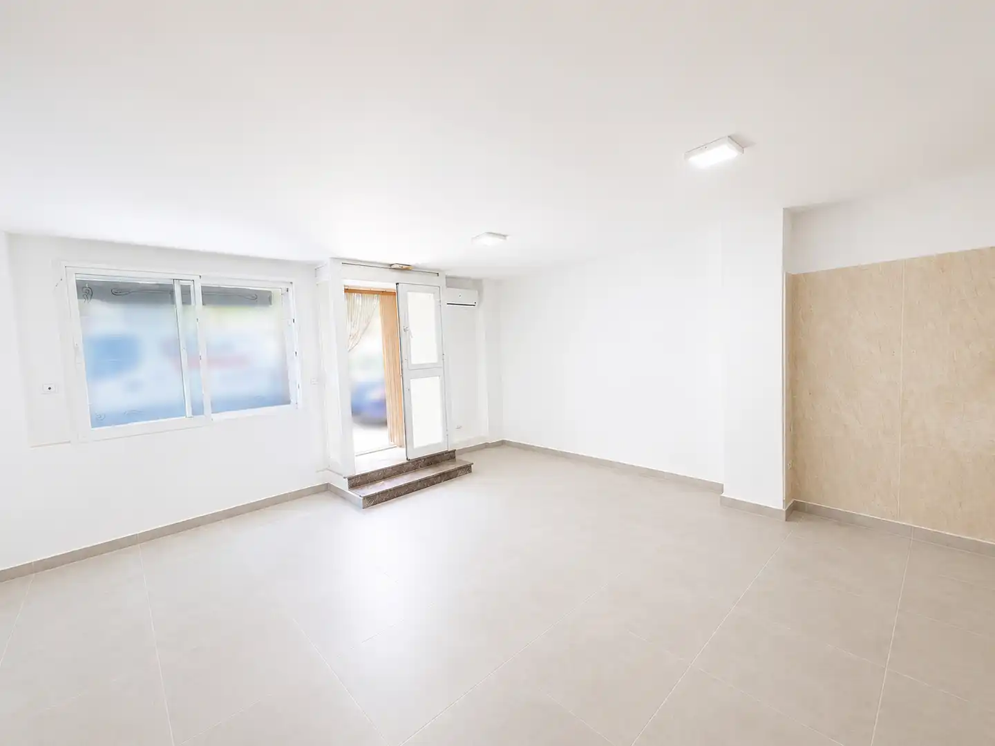 Gewerbefläche zur Miete in Calle Juan Ramón Jiménez 9