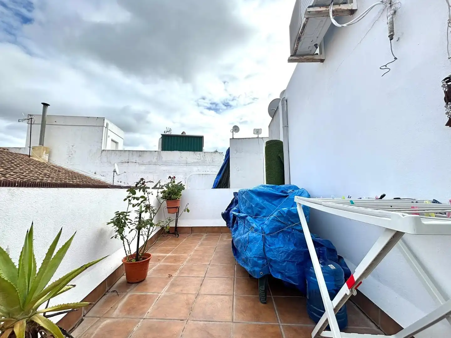 Vista exterior de Dúplex en venta en Los Barrios