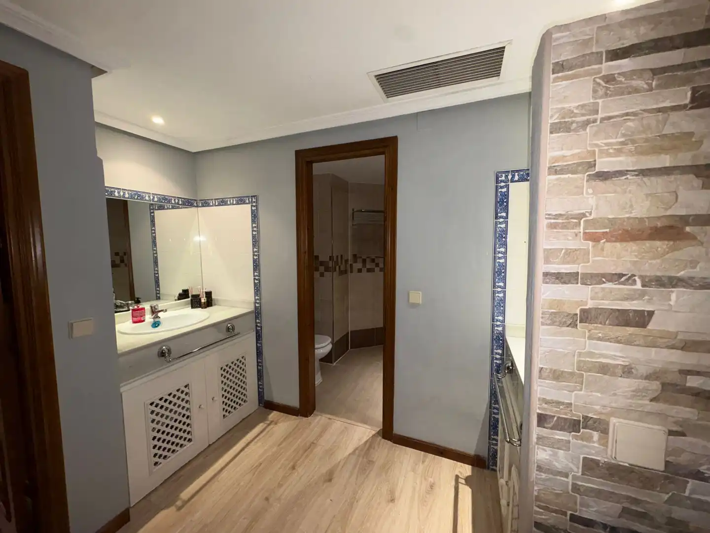 Baño de Piso en venta en San Fernando con Aire acondicionado, Terraza y Amueblado