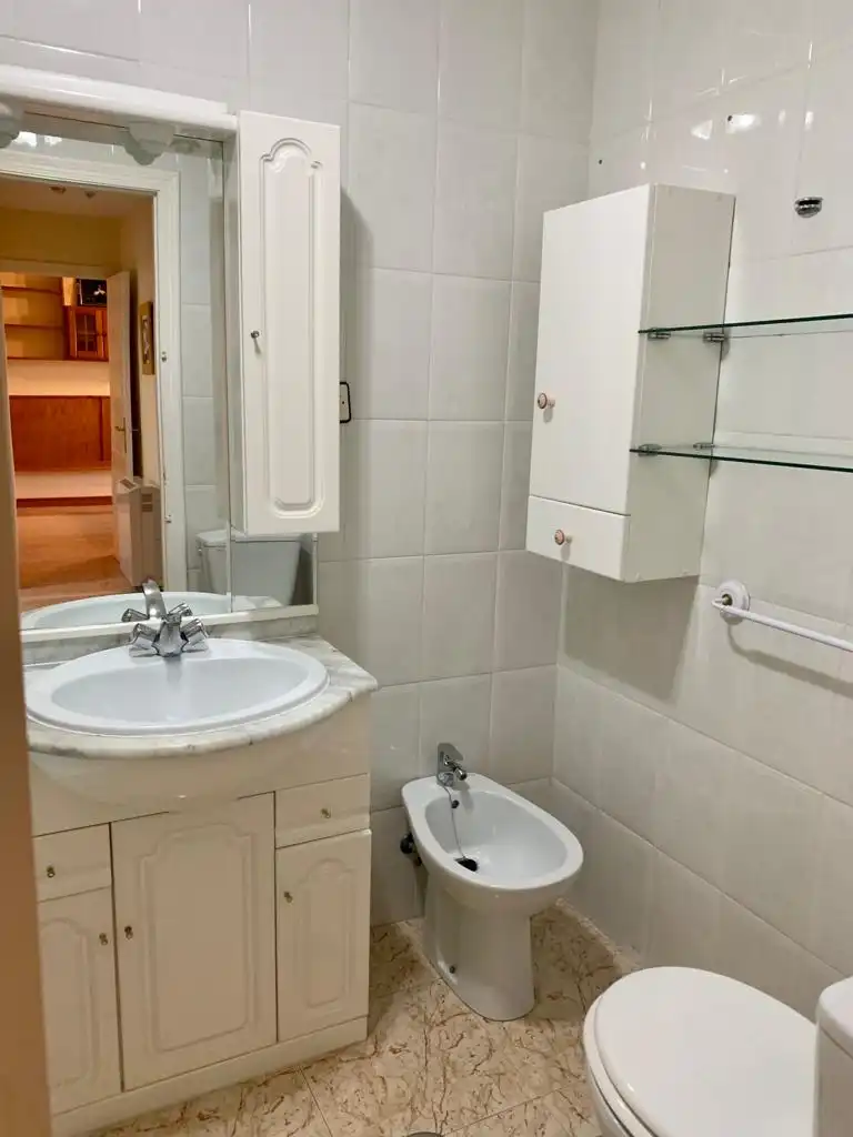 Bany de Pis en venda en Llerena amb Aire condicionat, Terrassa i Moblat