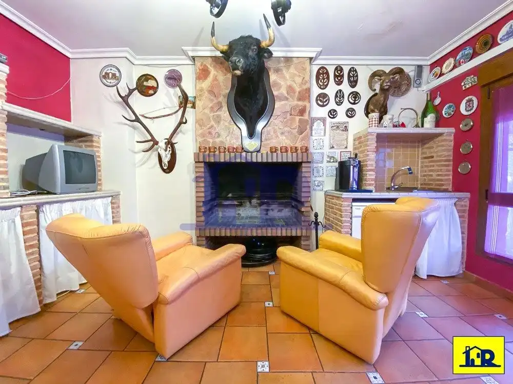 Houses for sale in Arcas del Villar  with Air Conditioner, Heating and Terrace