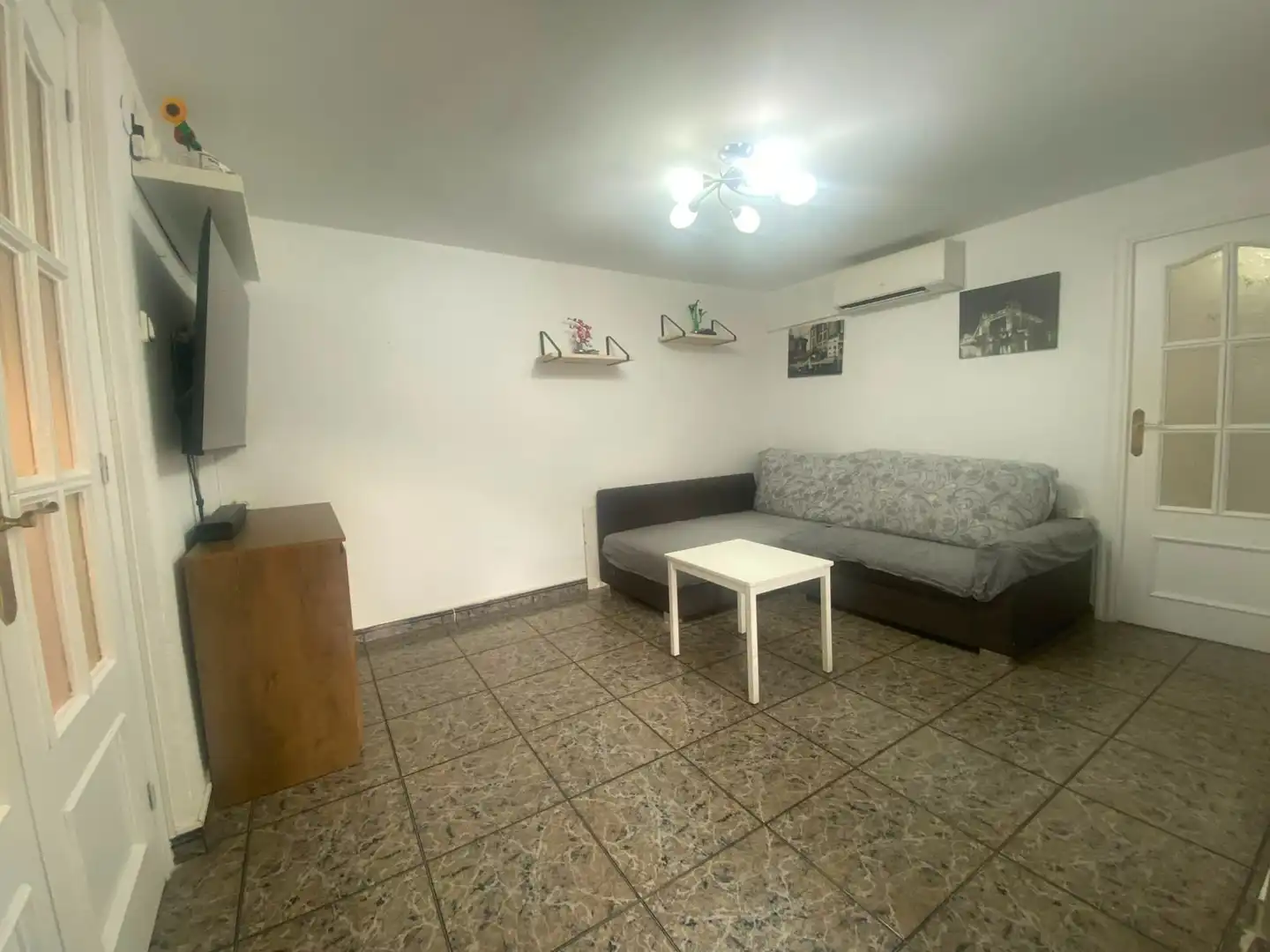 Living room of Flat for sale in Sabadell  with Air Conditioner, Heating and Furnished