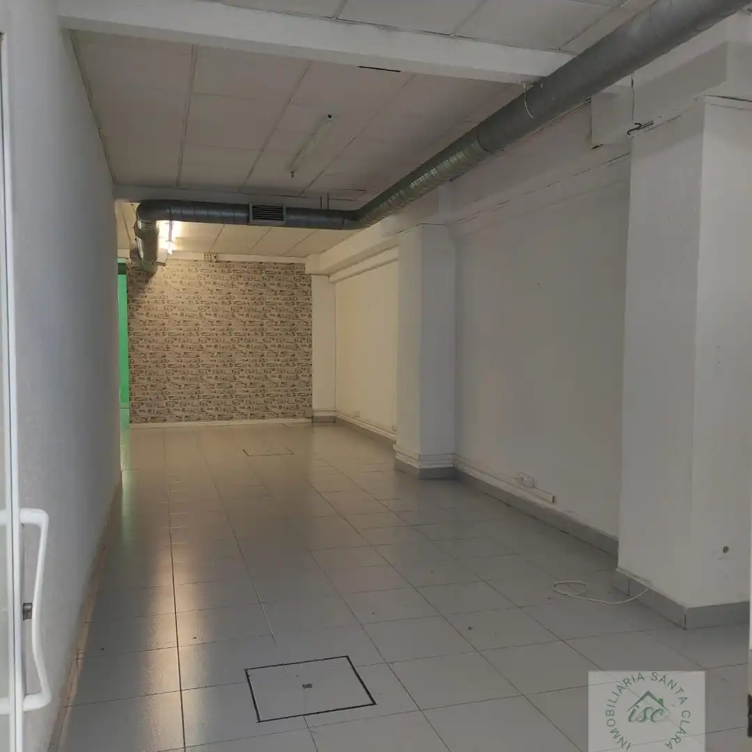 Local de alquiler en Barrio de Uribarri