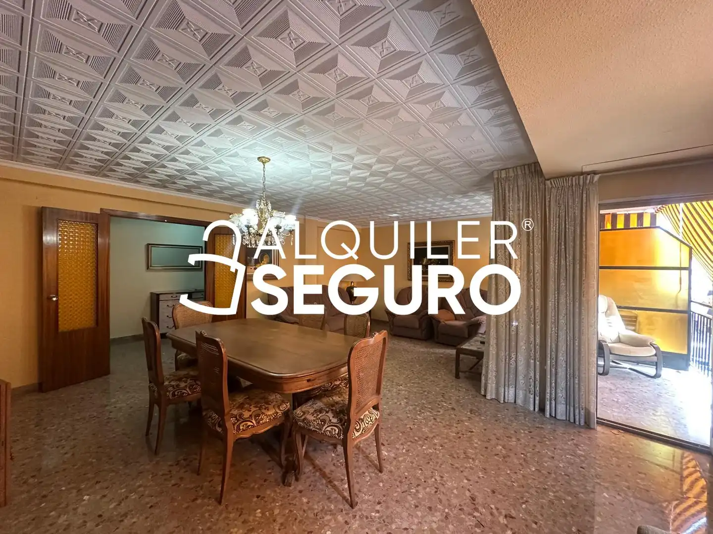 Piso de alquiler en Valencia con Aire acondicionado y Amueblado