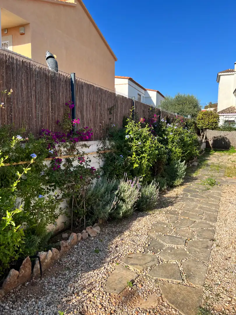 Jardí de Casa adosada en venda en Torredembarra amb Aire condicionat, Jardí privat i Terrassa