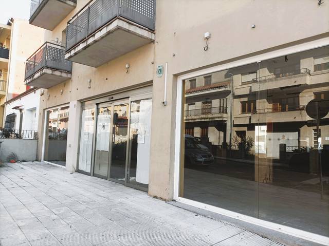 Local comercial en Venta en Carrer Cadaqués en Castelló d'Empúries