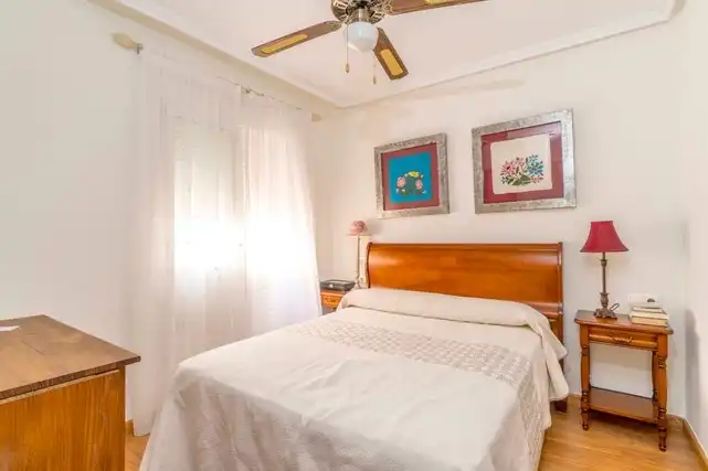 Schlafzimmer von Gebäude zum Verkauf in Torrevieja