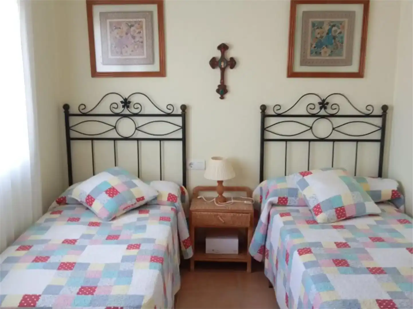 Schlafzimmer von Wohnung zur Miete in Mazagón mit Klimaanlage, Privatgarten und Schwimmbad