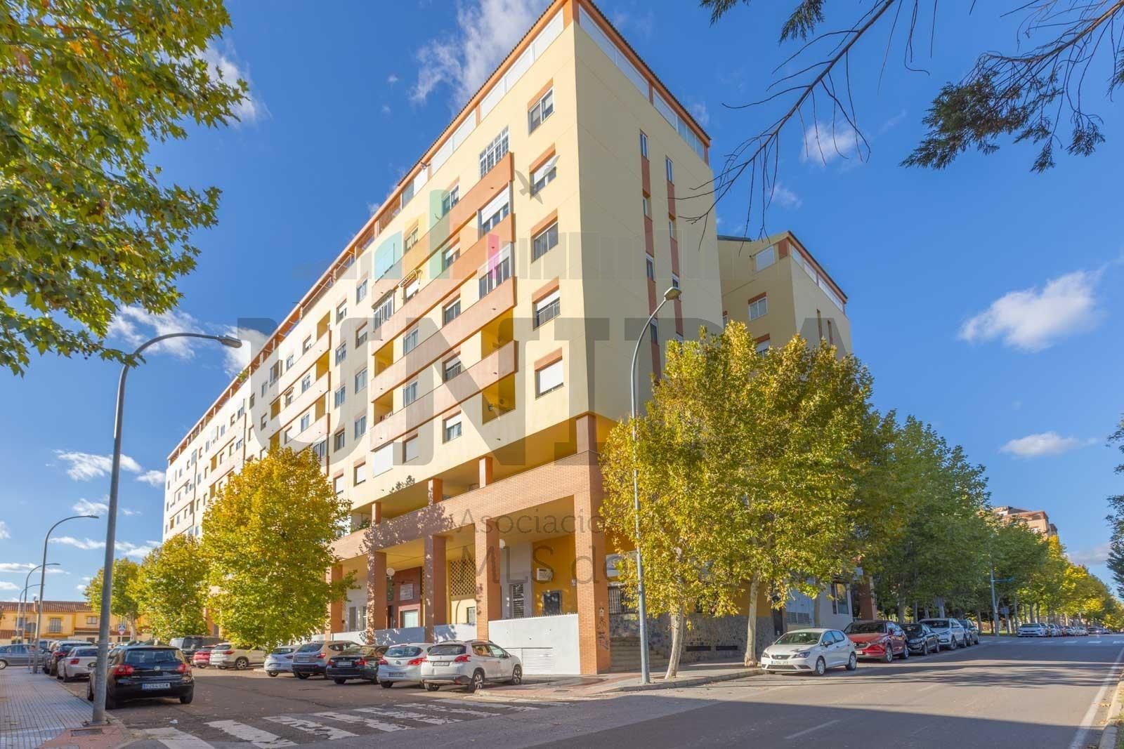 Vista exterior de Piso en venta en Badajoz Capital con Aire acondicionado