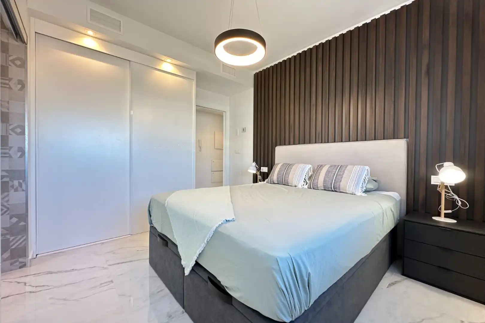 Habitación de Casa o chalet en venta en Orihuela con Aire acondicionado, Calefacción y Terraza