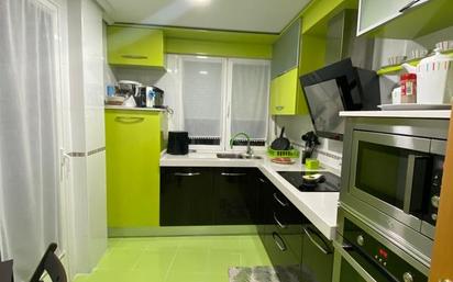 Kitchen of Flat for sale in Talavera de la Reina  with Air Conditioner, Heating and Parquet flooring