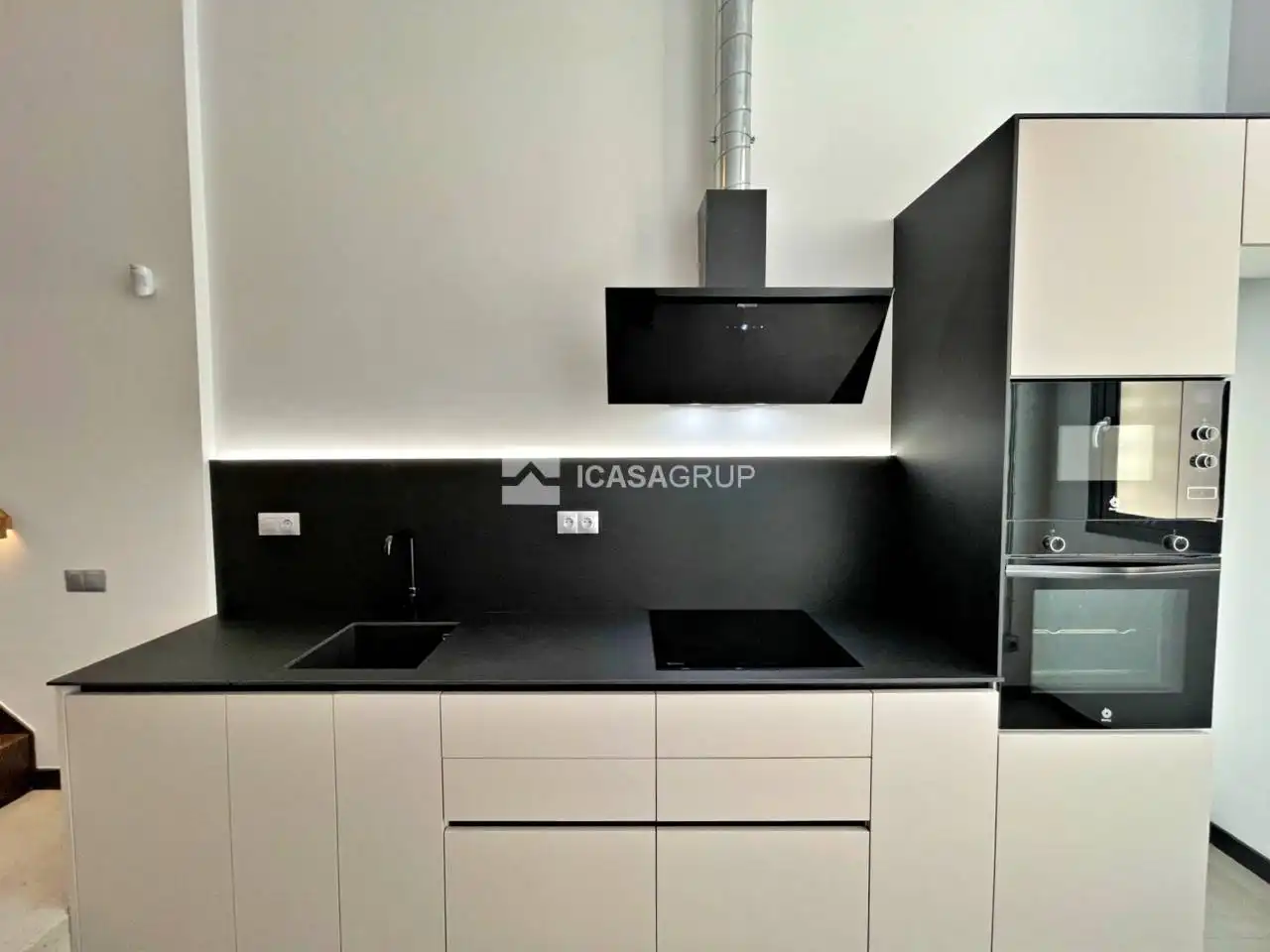 Kitchen of Lofts for rent in Sant Cugat del Vallès
