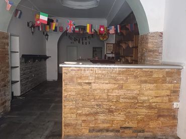 Local comercial en venda a Casco Antiguo