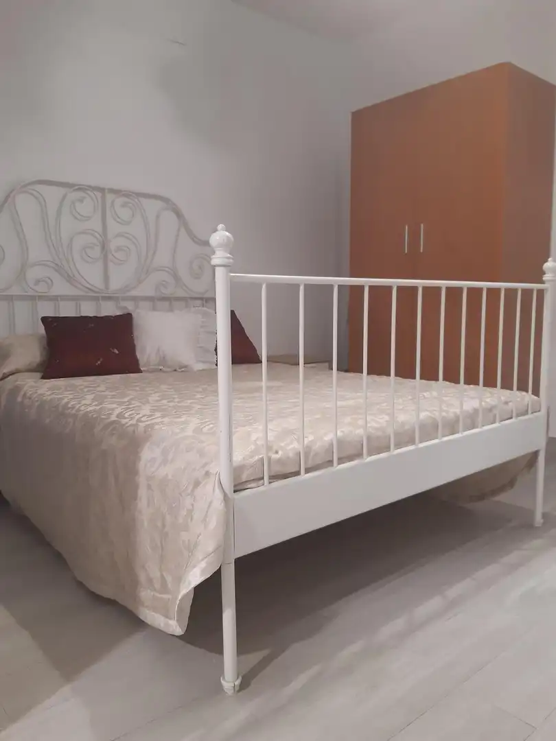 Habitación de Casa adosada en venta en Cerro - Amate