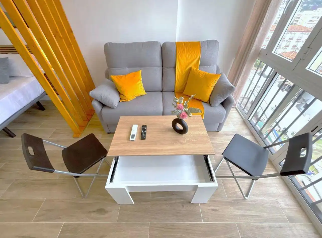 Wohnzimmer von Wohnung zum Verkauf in Torremolinos mit Klimaanlage