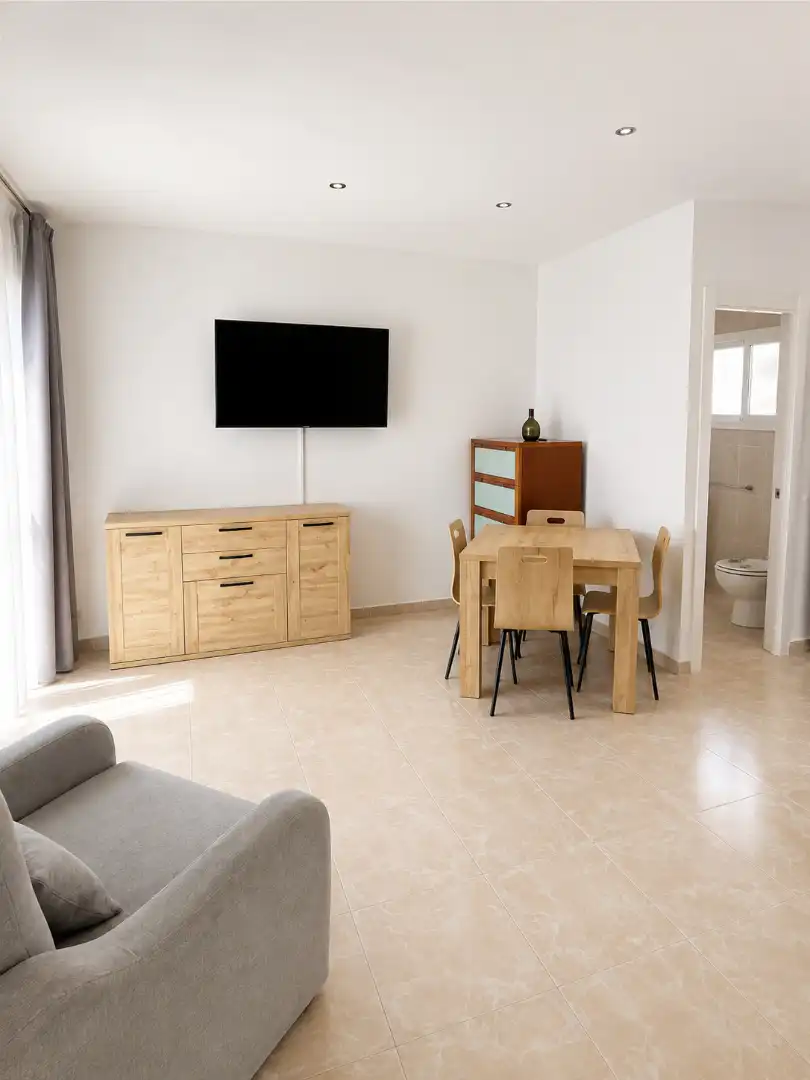 Flat for rent in Carrer Ponent, Puig Ses Forques - Torre Colomina