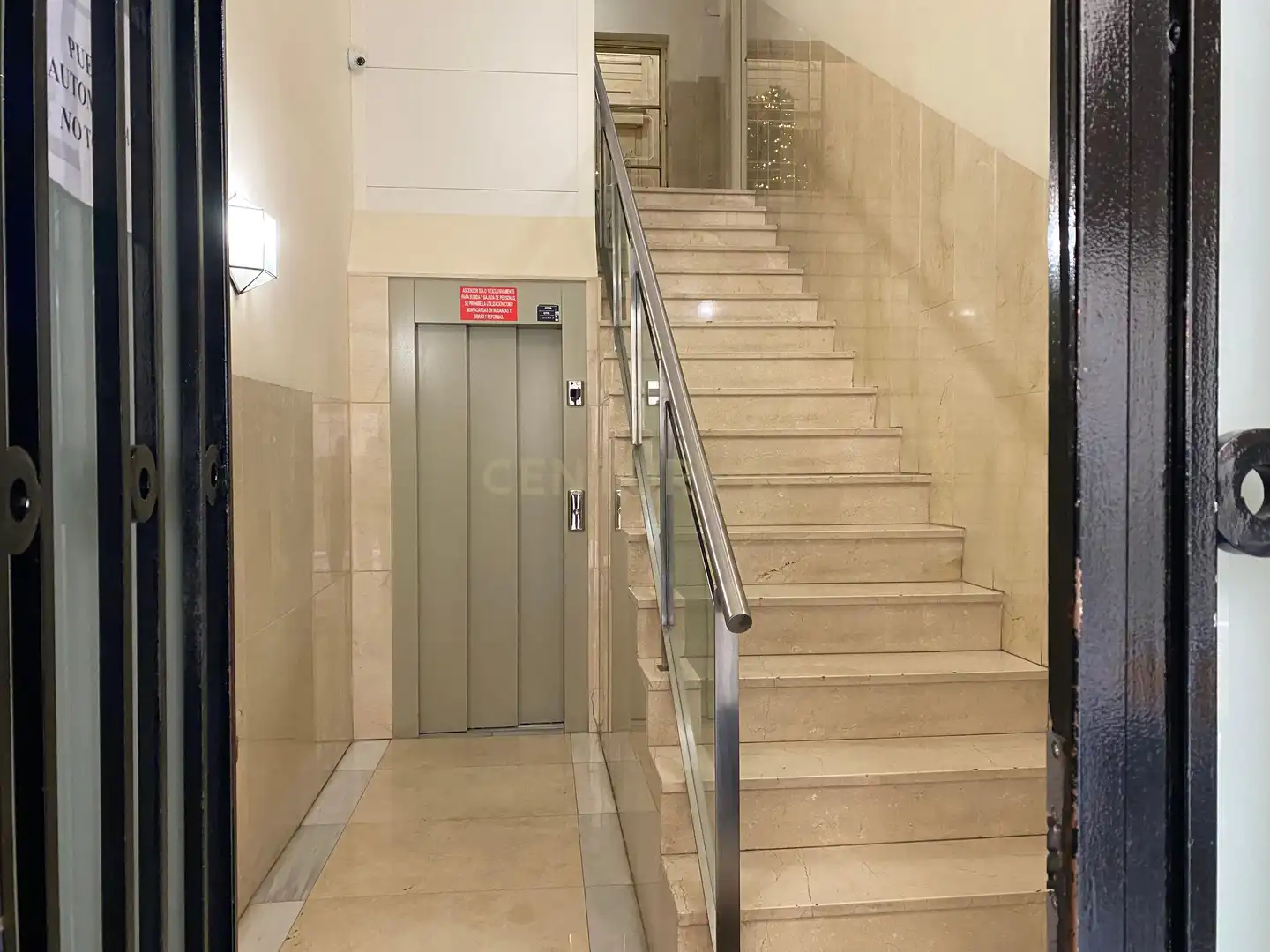 Apartamento en venta en Granada con Aire acondicionado, Horno y Microondas
