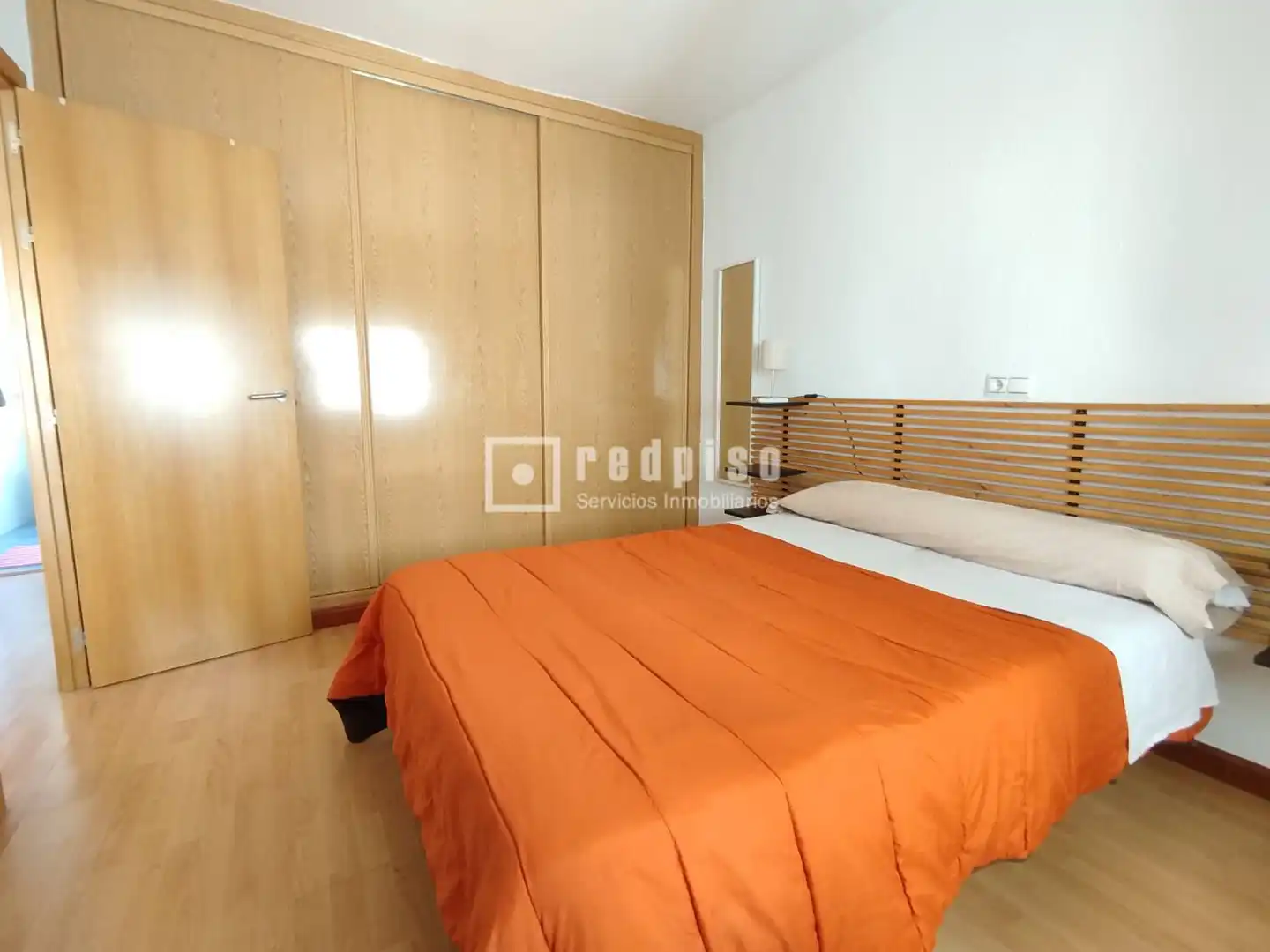 Schlafzimmer von Wohnung zur Miete in Sevilla mit Klimaanlage, Parkett und Terrasse