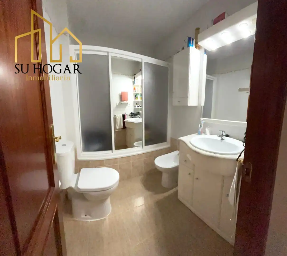Bathroom of Attic for sale in Rota  with Air Conditioner, Private garden and Terrace