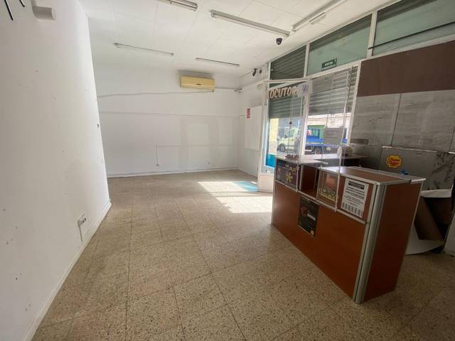 Local comercial en Alquiler en Creu de Barberà